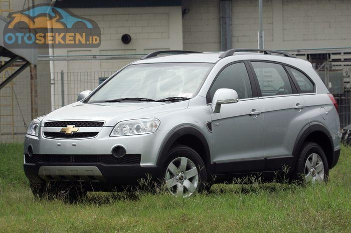 Chevrolet-Captiva-2010.jpg