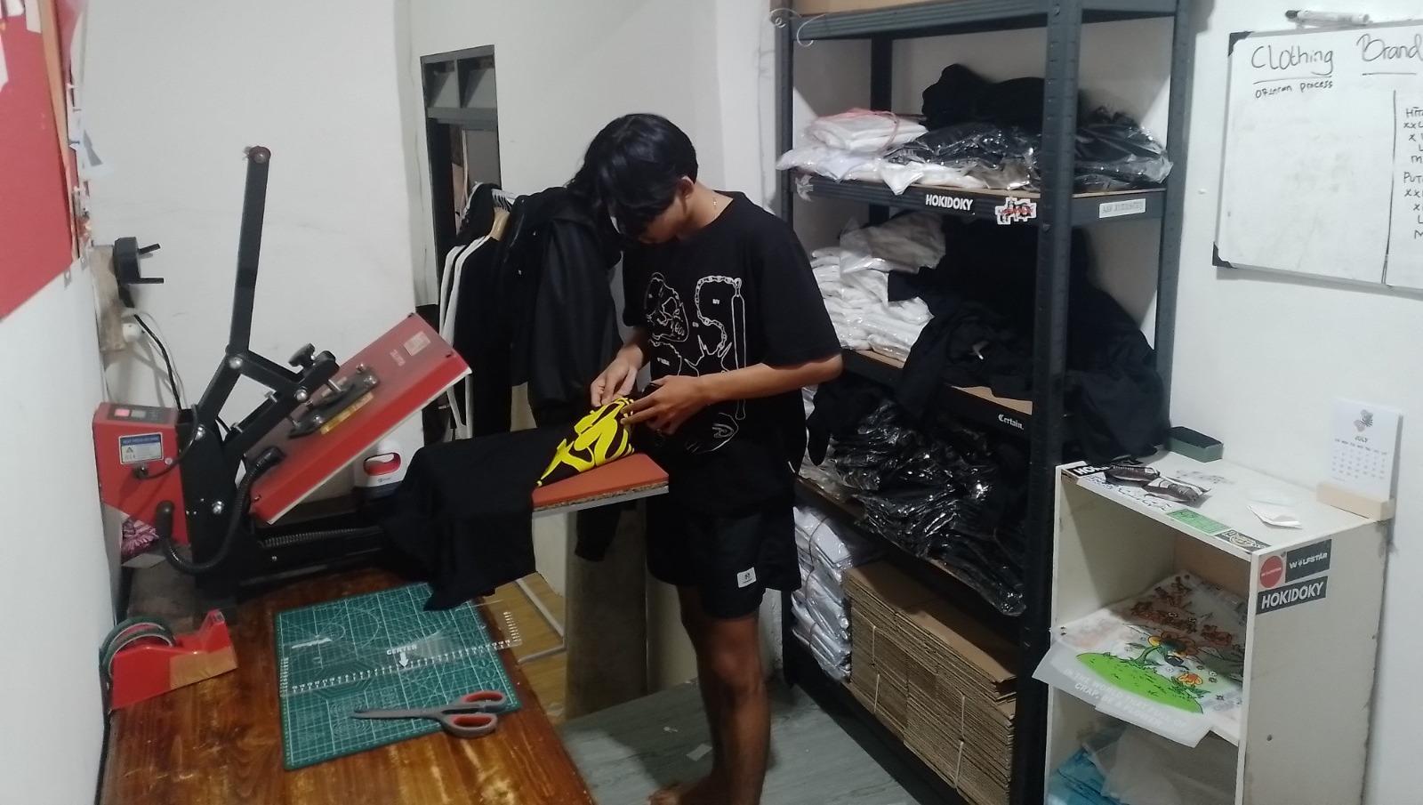 Clothing-Brand-Lokal-asal-Bogor-Bivor-Studio.jpg