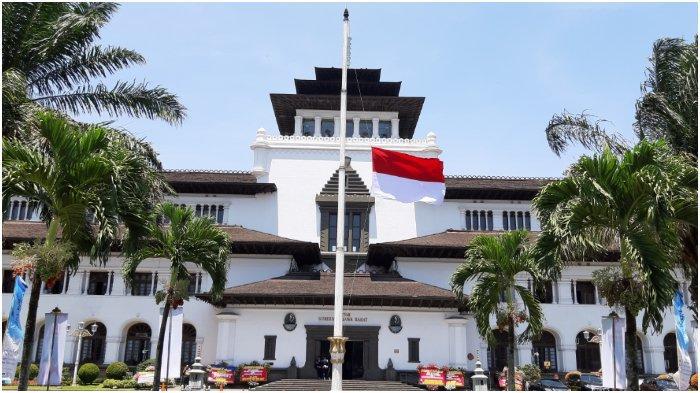 Gedung-Sate-Bandung-1.jpg