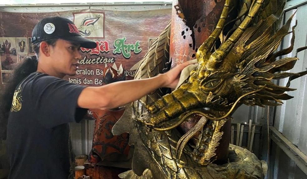 Hasil-karya-naga-milik-Oting-Supriatna.jpg