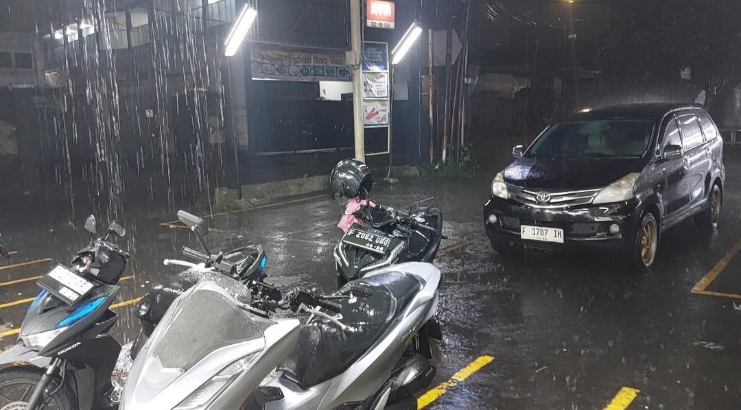 Hujan-deras-di-kota-bogor.jpg