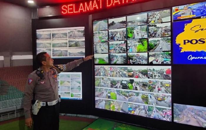 Terjadi Kepadatan di Jalur Puncak Bogor, Polisi Berlakukan One Way ke Arah Jakarta