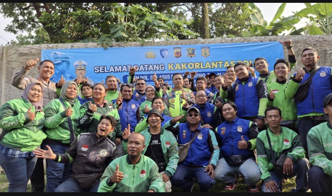 Ngopi Bareng di Kota Bogor, Kakorlantas Minta Driver Ojol Jadi Pelopor Keselamatan Berkendara