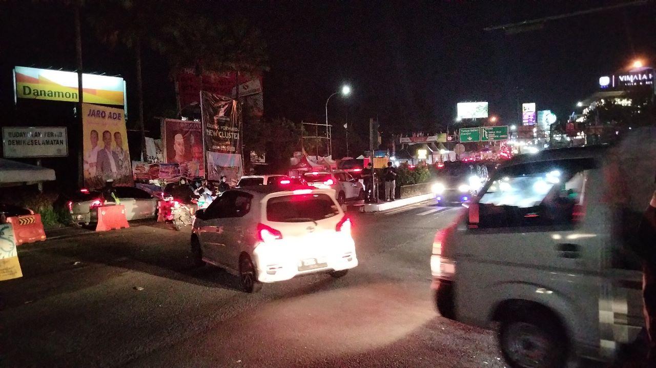 Macet dari Gunung Mas hingga Pasir Muncang, Jalur Puncak One Way ke Arah Jakarta hingga Petang