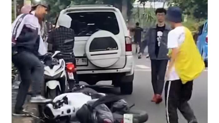 Keributan-suporter-di-Jalan-Dadali-Kecamatan-Tanah-Sareal-Kota-Bogor.jpg