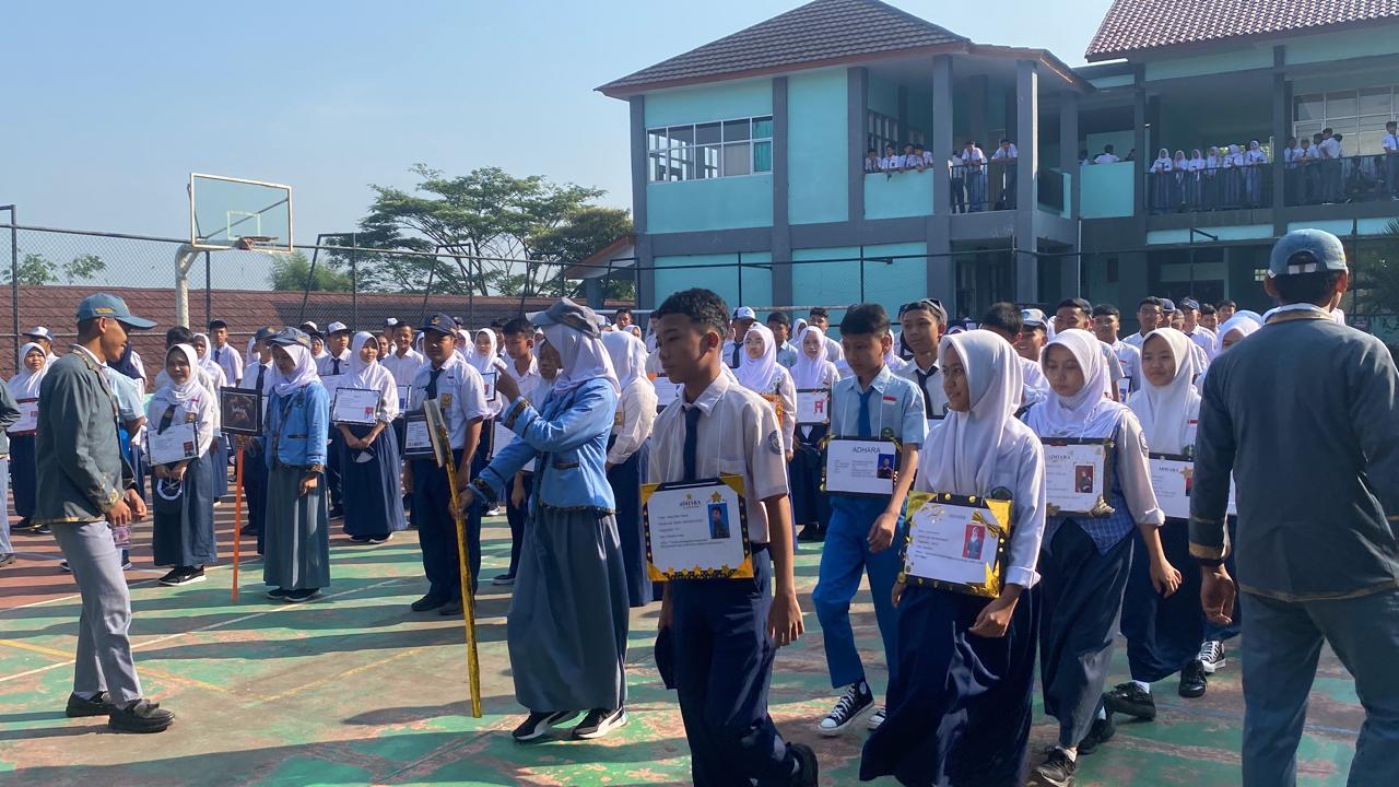 Masa-pengenalan-lingkungan-sekolah-MPLS-di-SMAN-1-Bojonggede-Kecamatan-Bojonggede.jpg