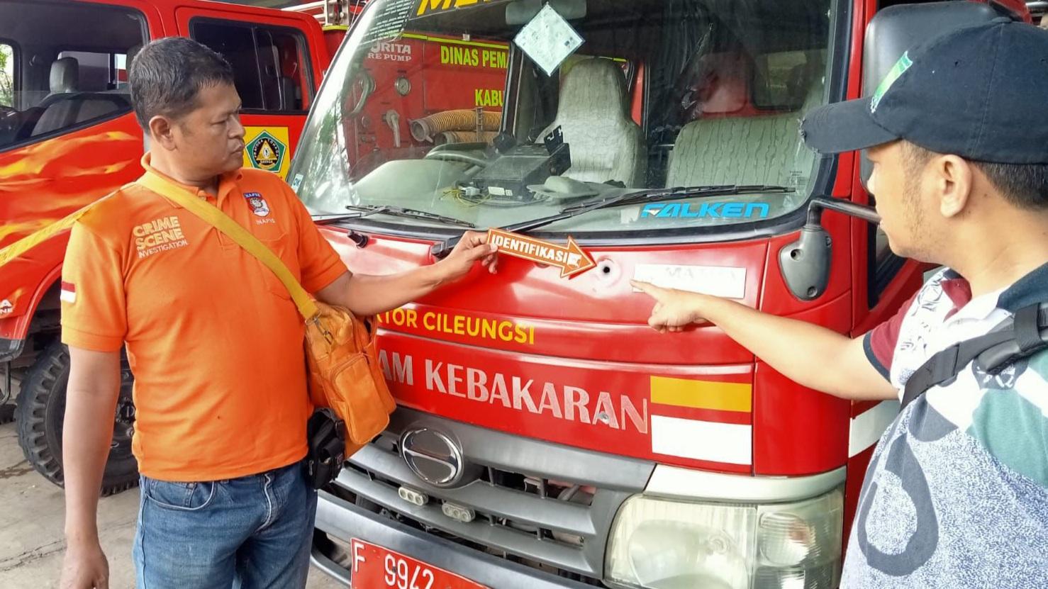 Truk Damkar Sampai Bolong, Proyektil Peluru yang Ditembak Maling di Cileungsi Dibawa ke Puslabfor