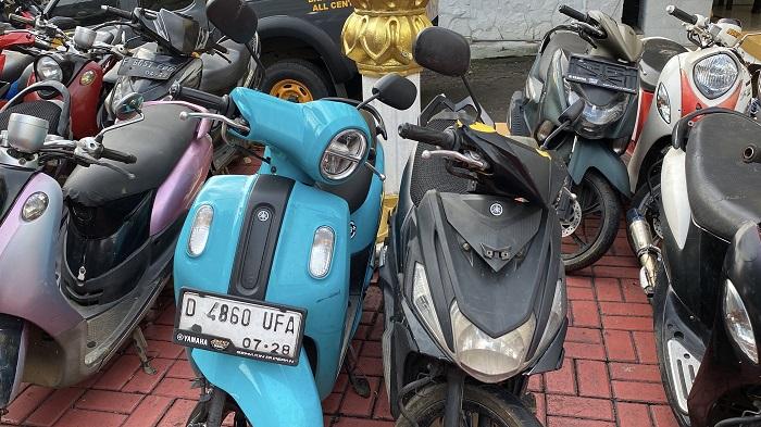 Sepeda-motor-hasil-tarikan-matel-di-Kota-Bogor-Rabu-30425.jpg