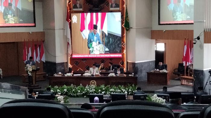 Sidang-Paripurna-pembahasan-RAPBD-2022.jpg