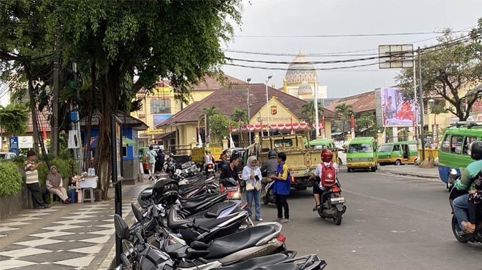 Titik-parkir-Alun-Alun-Kota-Bogor-yang-dikelola-oleh-Dishub-Kamis-2472025.jpg