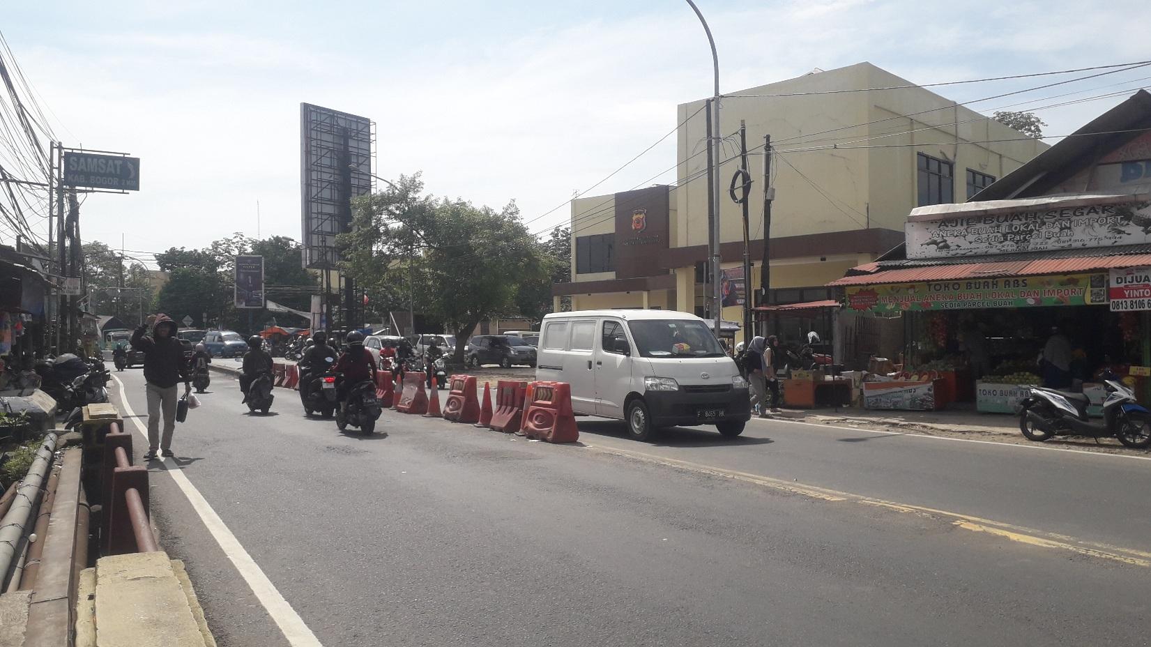 akarta-Bogor-kawasan-Simpang-Ciluar-Kecamatan-Sukaraja-Kabupaten-Bogor-Senin1072023.jpg