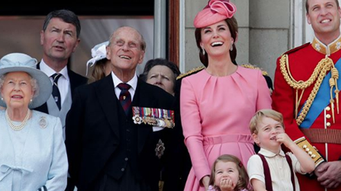 anggota-kerajaan-inggris_20180212_145433.jpg