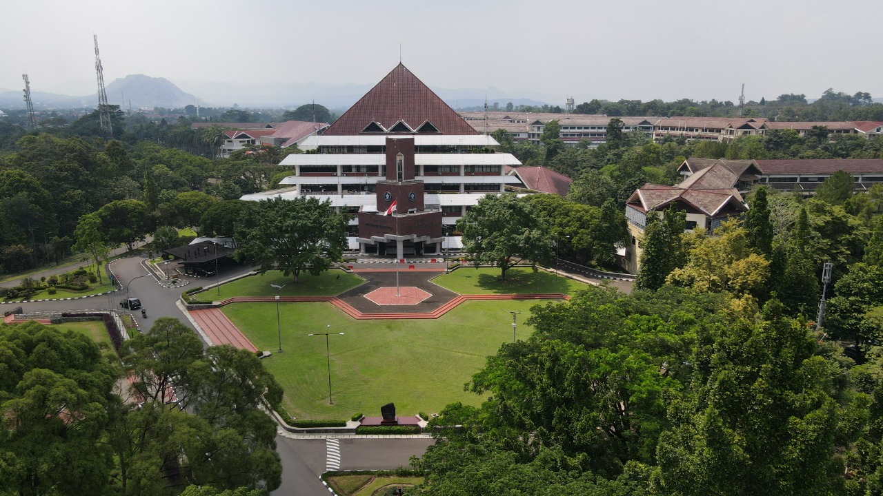 gedung-rektorat-ipb-univ.jpg
