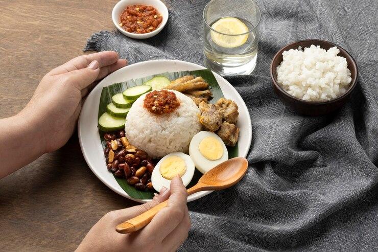ilustrasi-makan-nasi.jpg
