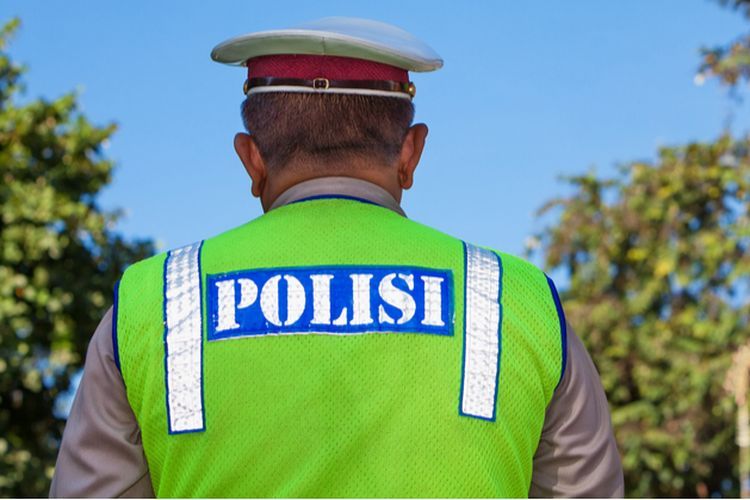 ilustrasi-polisi-lalu-lintas.jpg