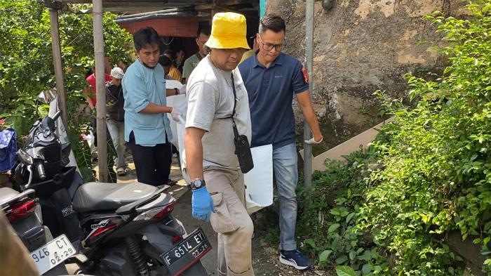 Dilaporkan Oleh Ayahnya Sendiri, Pembunuh di Cimanggu Bogor Tak Melawan Saat Diamankan Polisi