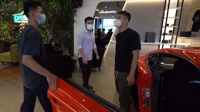 Kaget Dengar Harga Mobil Miliaran, Dimas Malah Disindir Raffi Ahmad : Lu Tinggal Tunjuk Aja