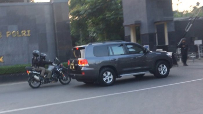 kapolri-jenderal-tito-karnavian-menyambangi-mako-brimob-di-kelapa-dua_20180510_193608.jpg