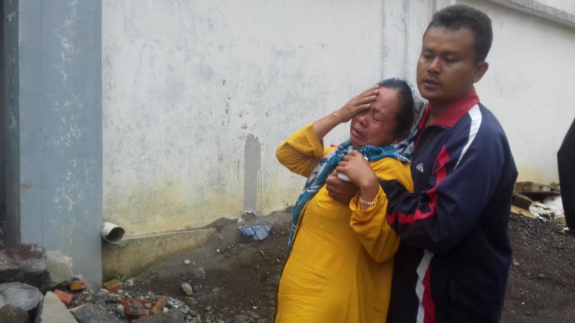 Histeris, Wanita Hamil Delapan Bulan Tak Kuasa Lihat Suaminya Tewas di Tanjakan Selarong