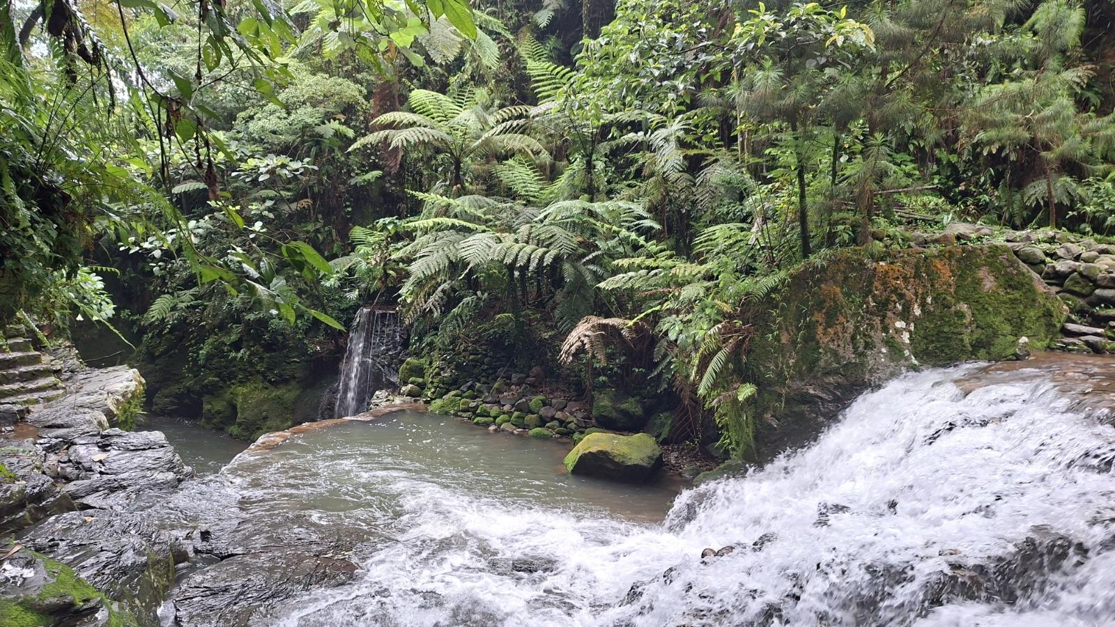keindahan-curug-balong-endah.jpg