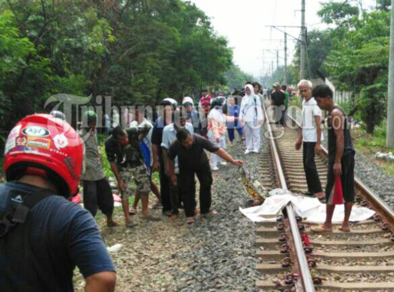 Jasadnya Dibawa ke RSUD Ciawi Bogor, Wanita Cantik yang Ditabrak Kereta Masih Misterius