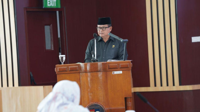 ketua-fraksi-pdip-dprd-kota-bogor-rapat-paripurnaaa.jpg