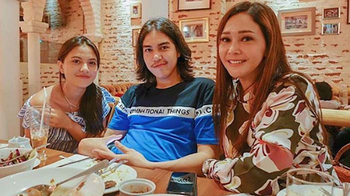 TERPOPULER- Maia Estianty Ungkap Kelakuan El Rumi dan Kekasih, Puji Marsha Aruan: Cakep Anak Cewek !