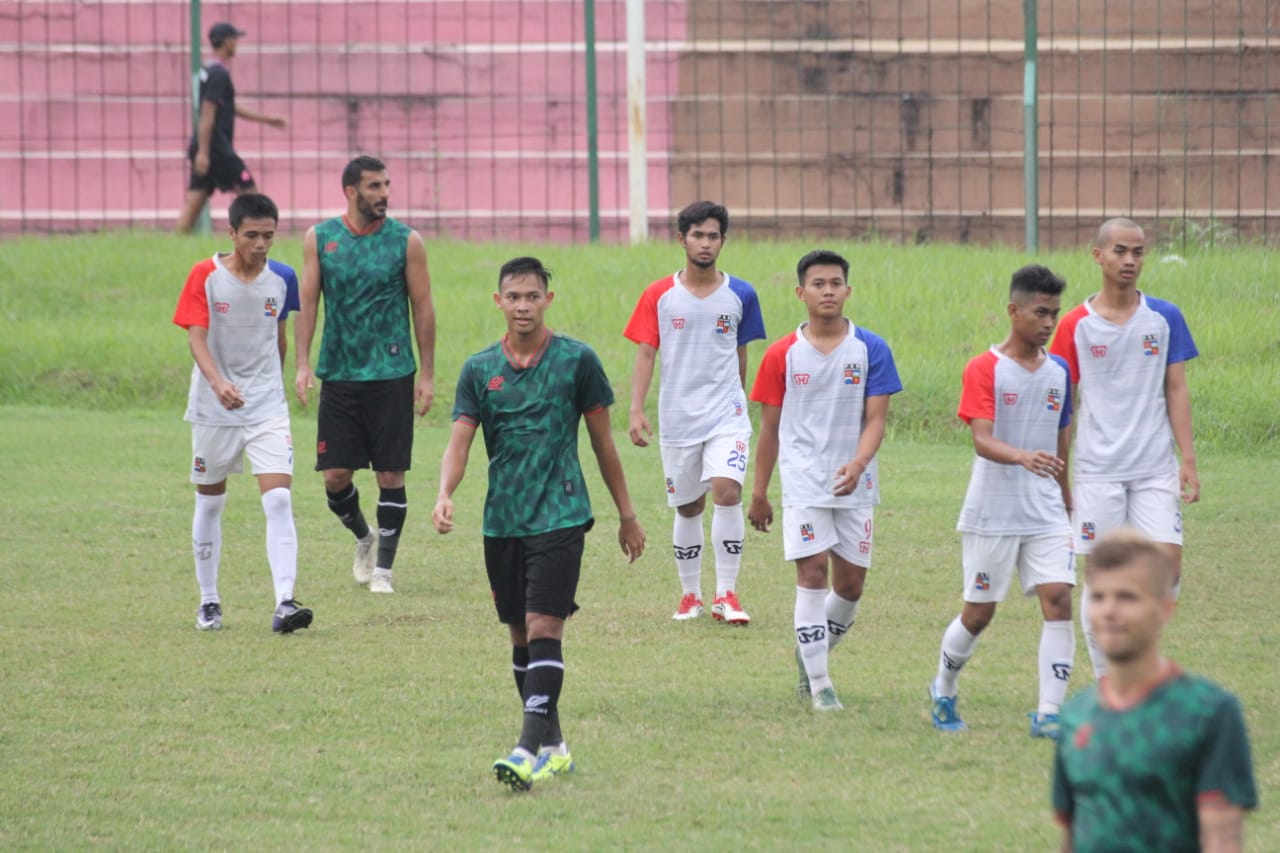ps-tira-persikabo-vs-psb-bogor-saat-laga-uji-coba-di-stadion-mini-cibinong1.jpg