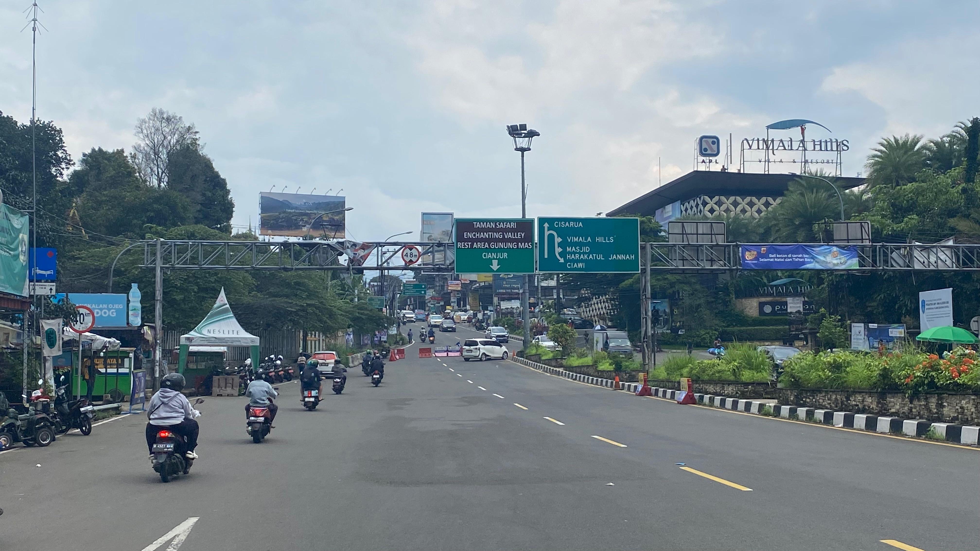 puncak-one-way-libur-imlek.jpg