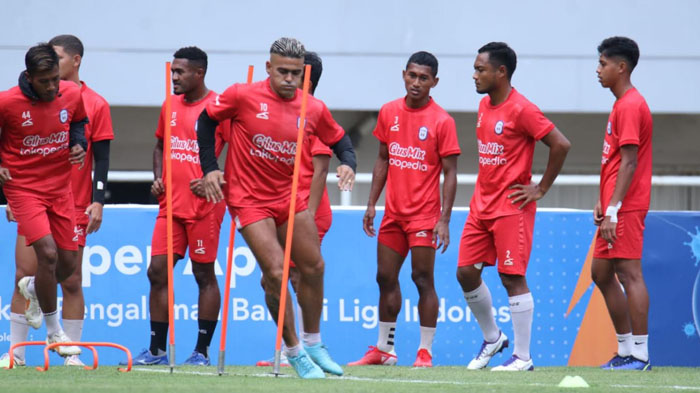 rans-cilegon-fc-berlatih-di-stadion-pakansari-bogor-27-des.jpg