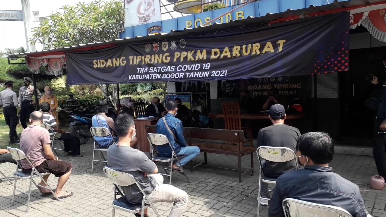 sidang-tipiring-ppkm-darurat-di-cibinong-kabupaten-bogor.jpg