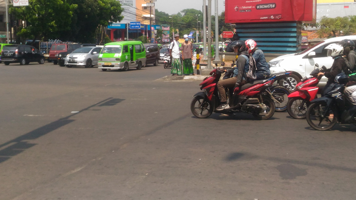 simpang-warung-jambu-bogor_20181015_101101.jpg