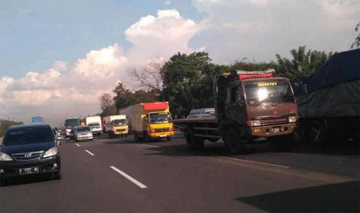 tol-jakarta-cikampek_20170412_092610.jpg