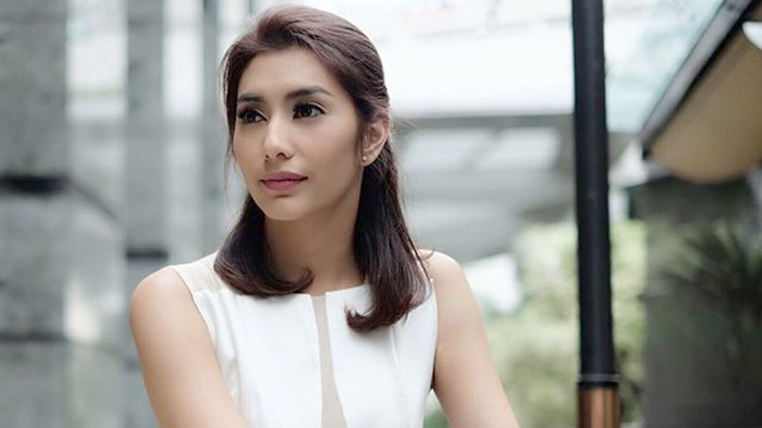 Alamak, Tyas Mirasih Posting Foto Pose Pakai Kemeja Tanpa Celana, Promosikan Video Eksklusif