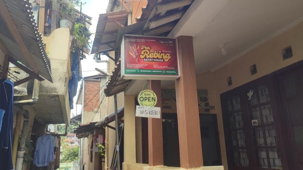 warung-sate-pak-rebing.jpg