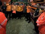 Anggota-BPBD-Kabupaten-Bogor-sedang-bersiap-ke-lokasi-bocah-hanyut-di-Perumahan-Green-Cita.jpg