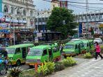 Angkutan-kota-angkot-di-depan-Alun-Alun-Kota-Bogor-yang-mengetem-masih-menjadi-penyebab.jpg