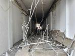 Atap-plafon-lorong-Balai-Kota-Bogor-tiba-tiba-ambruk-Jumat-6102023.jpg
