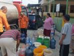 BPBD-Kabupaten-Bogor-distribusikan-air-bersih-untuk-warga-Desa-Jonggol-Kecamatan-Jonggol.jpg