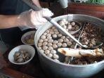 Bakso-Pa-De-Jangkung-di-Jalan-Sancang-Babakan-1.jpg
