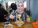 Bakso-Pakde-Jangkung-di-Bogor2.jpg