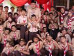 Bupati-Bogor-Rudy-Susmanto-bersama-anggota-Pramuka-Kwarcab-Kabupaten-Bogor.jpg