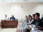 DPRD-rapat-kerja-dengan-mitra-kerja.jpg