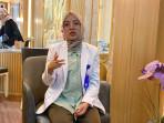 Dokter-Spesialis-Gizi-Klinik-RSUD-Bakti-Pajajaran-dr-Vikie-Nouvrisia-saat-memberikan-pemaparan.jpg