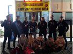 Gangster-Bocimi-dan-TOM-saat-diamankan-Polsek-Bogor-Barat.jpg