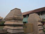 Gapura-yang-disoroti-di-Bumi-Ageung-Batu-Tulis-karena-bernuansa-Majapahit-Jumat-2652023.jpg