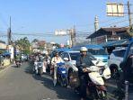 Jalur-Puncak-Bogor-sudah-dipadati-kendaraan.jpg