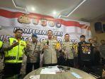 Kapolresta-tunjukan-barang-bukti-gangster-Bocimi.jpg