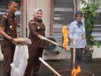 Kejaksaan-Negeri-Kejari-Kota-Bogor-musnahkan-barang-bukti-tindak-pidana-di-Kota-Bogor.jpg