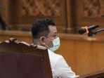 Kuat-maruf-saat-sidang.jpg